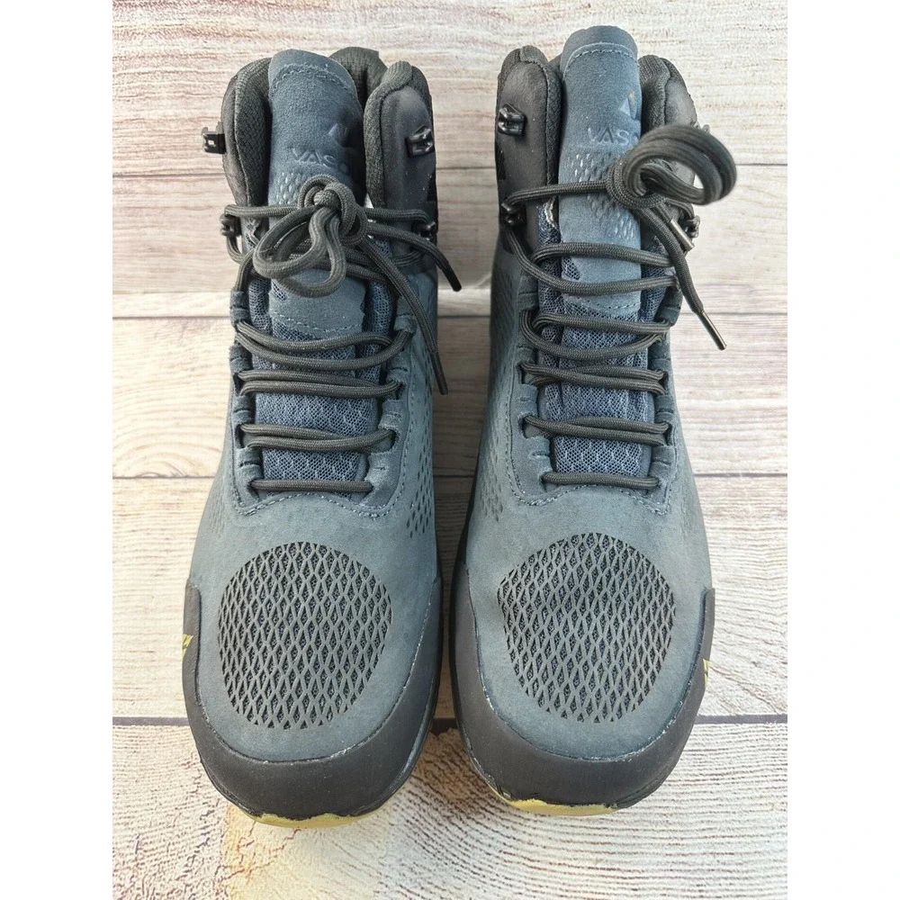 Vasque Men's Gray Black Mid Hiking Boots Waterproof Trail Shoes Size 10 M NWOB